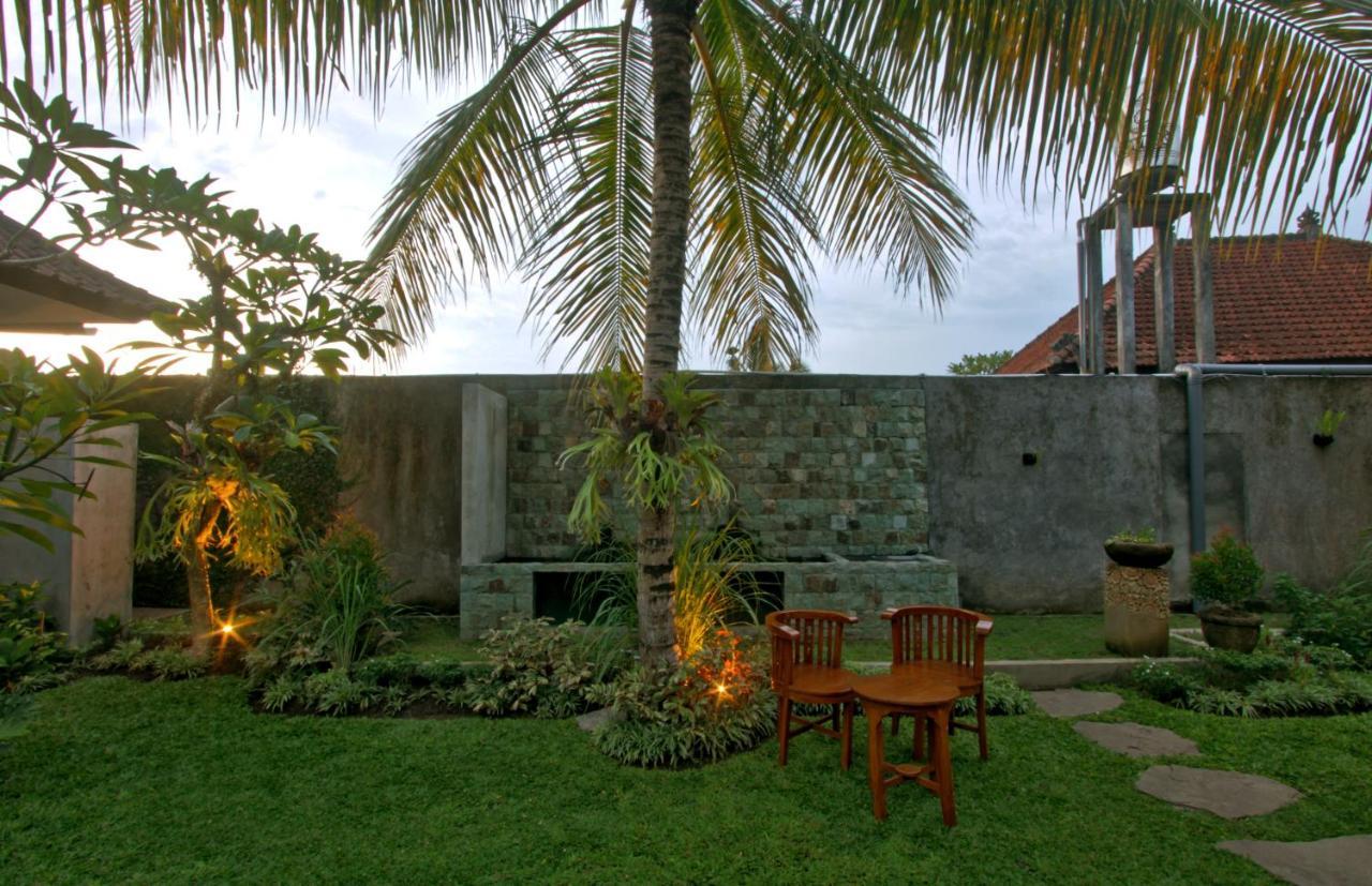 Sari House Ubud - Balinese Style Homestay Екстер'єр фото