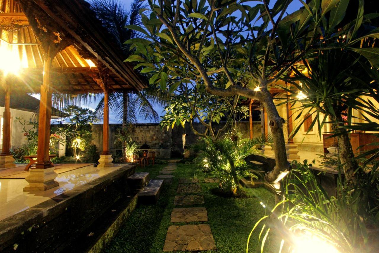Sari House Ubud - Balinese Style Homestay Екстер'єр фото