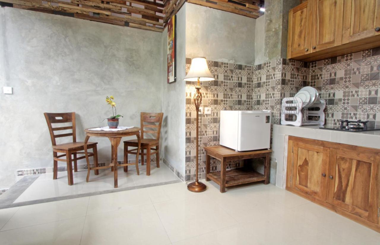 Sari House Ubud - Balinese Style Homestay Екстер'єр фото