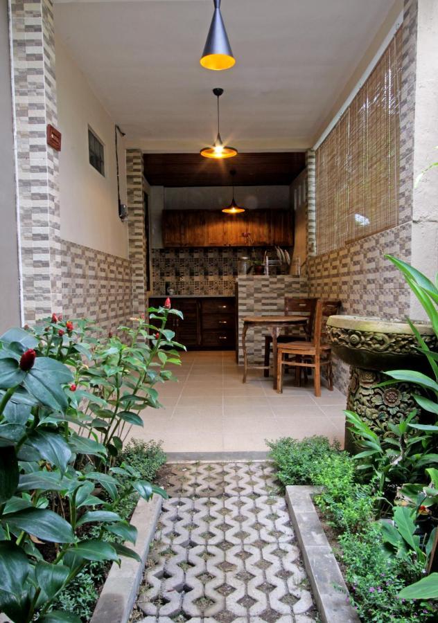 Sari House Ubud - Balinese Style Homestay Екстер'єр фото