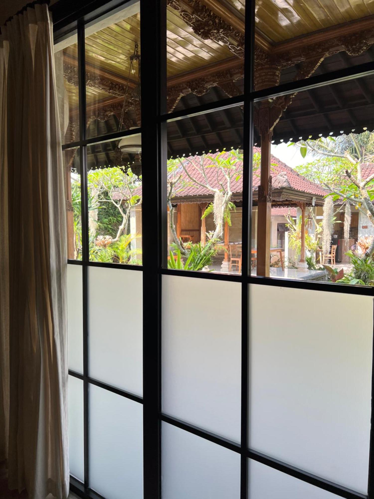 Sari House Ubud - Balinese Style Homestay Екстер'єр фото
